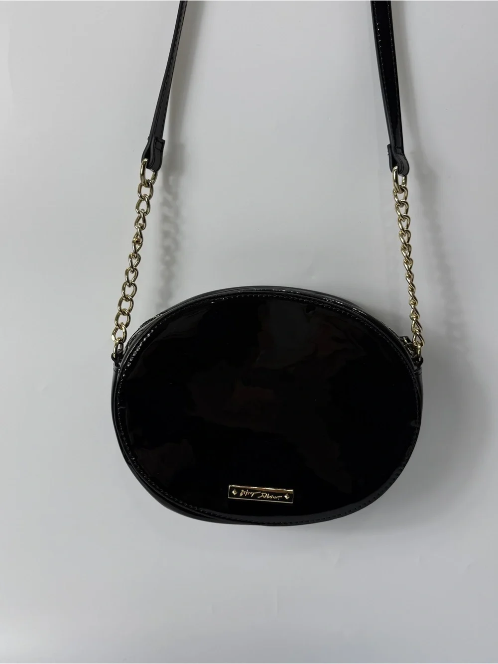Betsey Johnson Glampire Vampire Crossbody Bag Fang Lips Faux Patent Leather - Picture 4 of 15